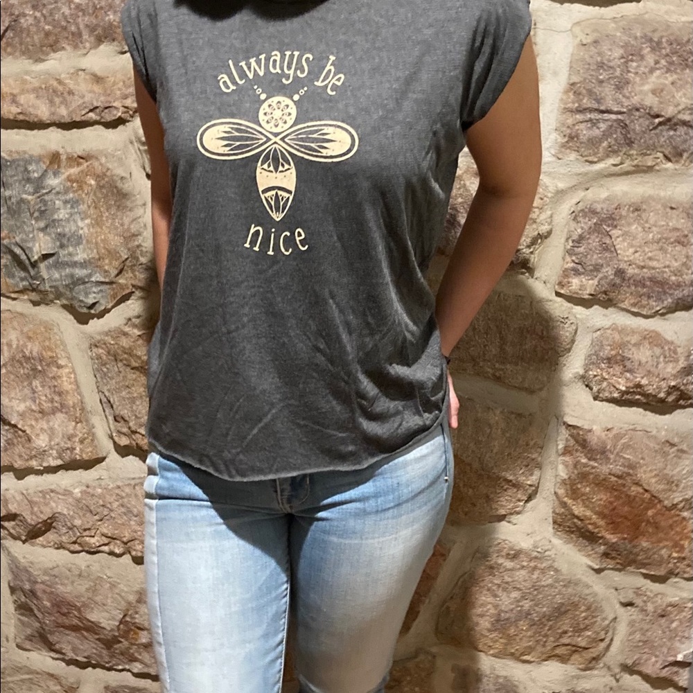 Always be nice flowy muscle tee with rolled cuffs